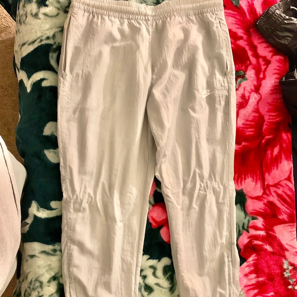 Nike Windbreaker Joggers
